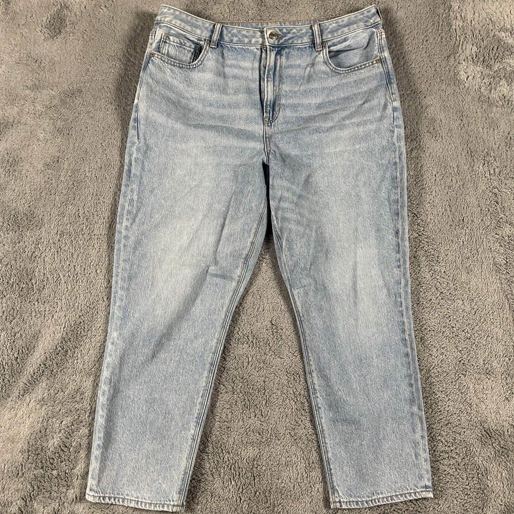 American Eagle Strigid High Rise Mom Jeans 16 Light Wash Blue Whiskered Stretch